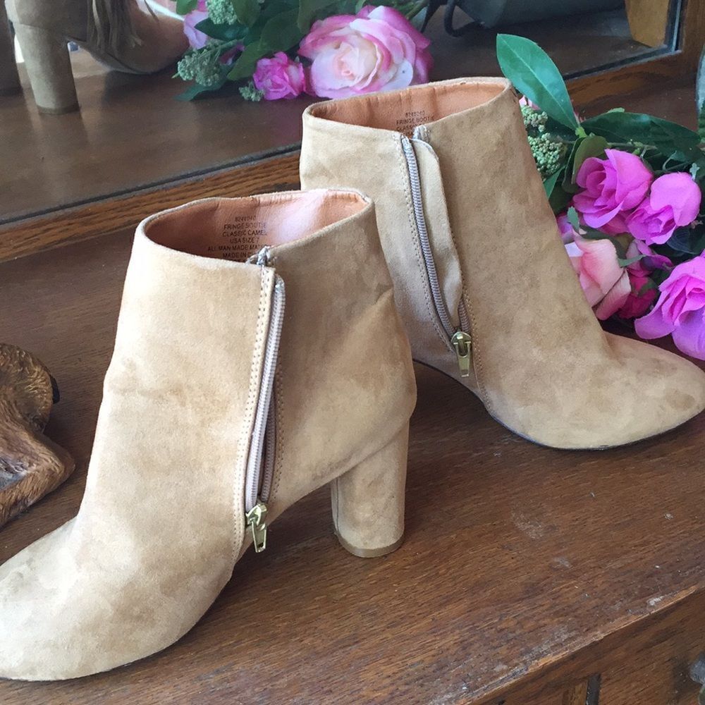 NY&C Fringe Heeled Booties - Picture 4 of 10